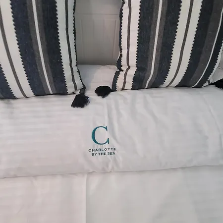 Charlotte By The Sea Holiday home